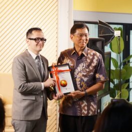 Dari Mimpi ke Kampus Global: Rahasia President University Tembus Standar Internasional