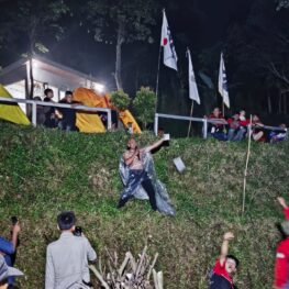 Pesan moral lagu Iwan Fals