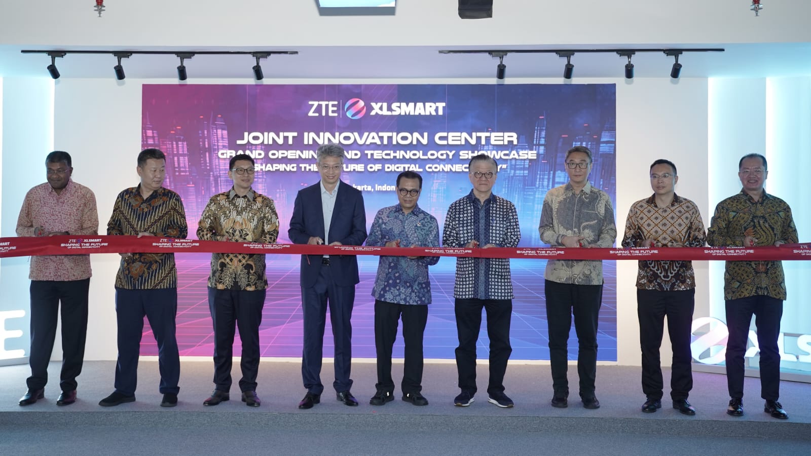 ZTE dan XLSMART Resmikan Innovation Center di Jakarta, Dorong Era 5G-Advanced dan AI