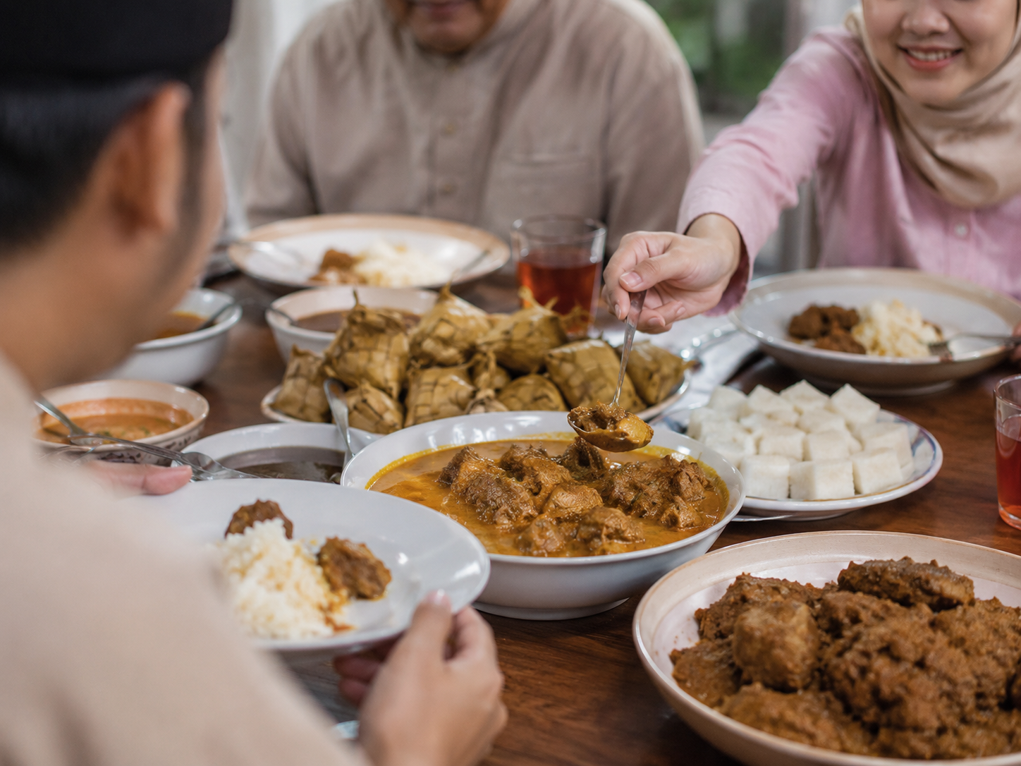 Dokter Ingatkan Bahaya Makan Berlebihan saat Iduladha, Begini Tips Sehatnya
