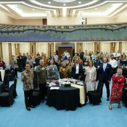 “Bukan Sekadar Ekonomi Tumbuh! Ini Strategi Indonesia Ciptakan Kerja Layak”