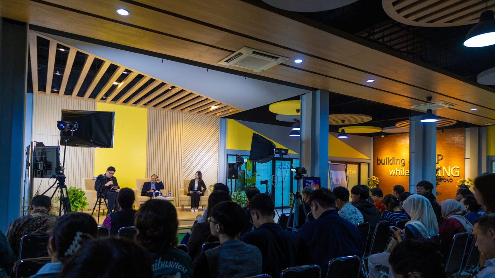 Rayakan Dies Natalis ke-25, President University Tegaskan Komitmen Global
