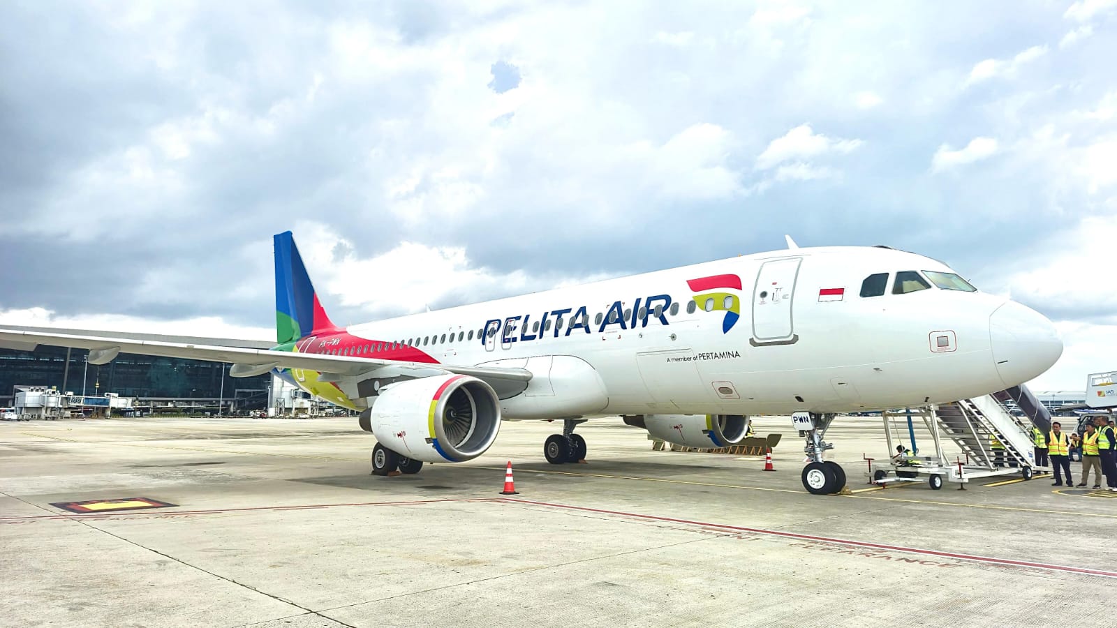 Terbang Sambil Belanja! Pelita Air Hadirkan Sky Shop, Produk UMKM Kini Dijual di Pesawat
