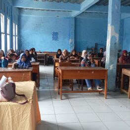 92 Siswa SMK Triwijaya Bogor Lulus 100 Persen, Orang Tua Haru Saat Pengumuman