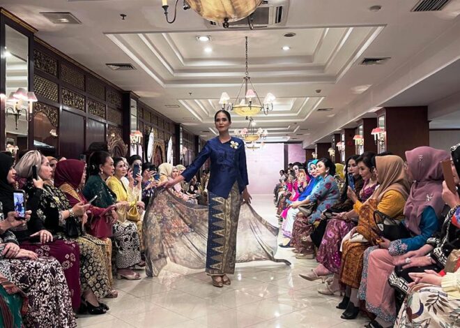 Batik Danar Hadi Luncurkan Koleksi “Prabhā Kartini”, Perpaduan Batik dan Kebaya Modern