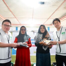 UNIQLO Pastikan Bantuan Pascabanjir dan Longsor Sumatra Tepat Sasaran untuk Masyarakat