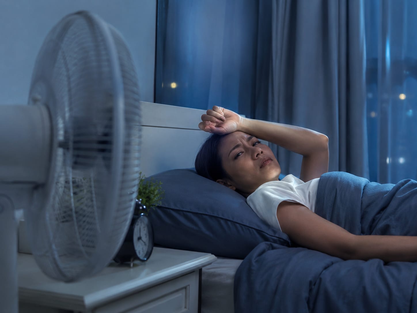 Sering Tidur Menggunakan Kipas Angin? Kenali Dampaknya untuk Kesehatan