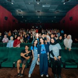 Yang Lain Boleh Hilang Asal Kau Jangan Tembus 88 Ribu Penonton dalam 2 Hari, Bioskop Banjir Air Mata