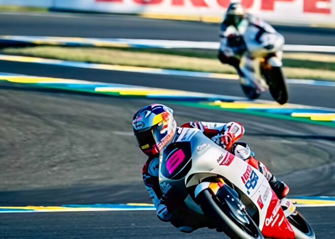 Veda Ega Pratama Bangkit di Moto3 Catalunya 2026, Start P20 Finis P8 dan Curi Perhatian Komentator