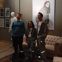 New Balance Rayakan Grey sebagai Identitas Generasi Urban Lewat Grey Days 2026