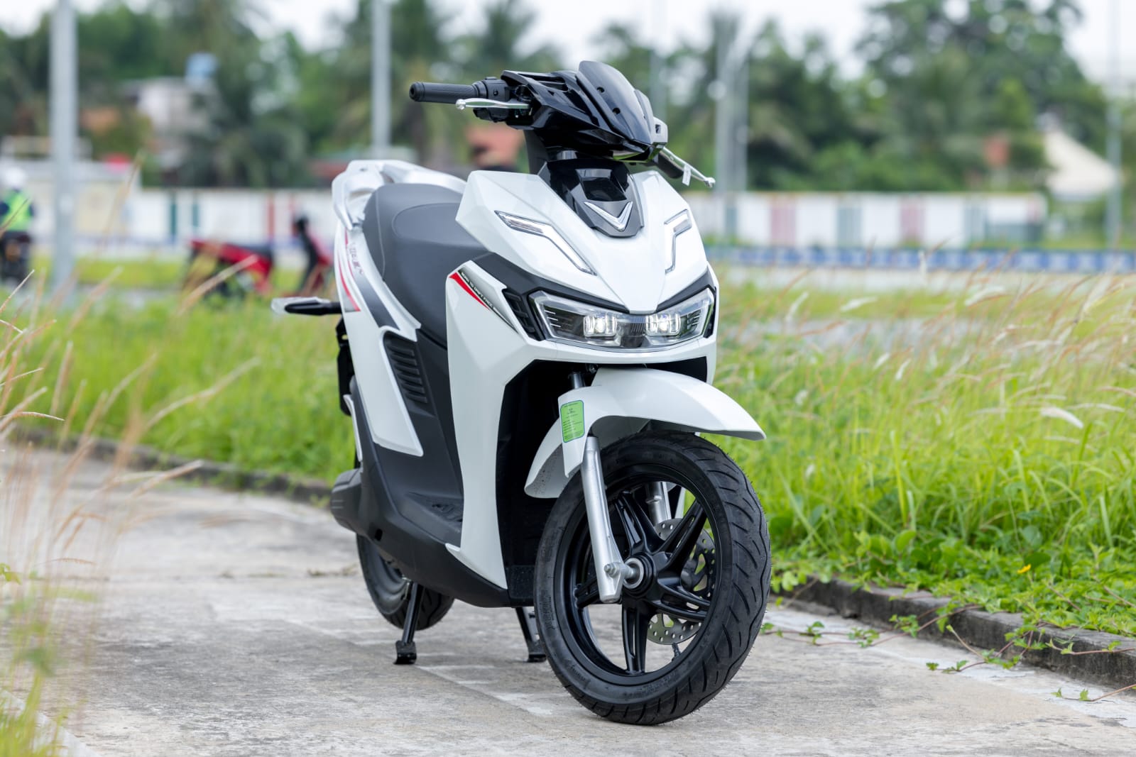 VinFast Perluas Ekosistem Kendaraan Listrik, Tiga Motor Listrik Baru Resmi Dijual di Indonesia