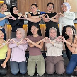 Morning Yoga Flow di ARTOTEL Thamrin Jakarta Jadi Momen Recharge Energi di Tengah Kota