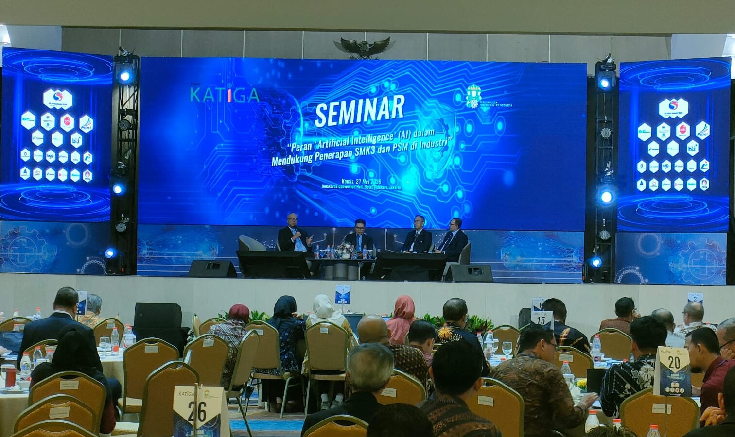 Seminar Nasional Bahas Peran AI dalam Keselamatan Kerja dan Pencegahan Kecelakaan Industri