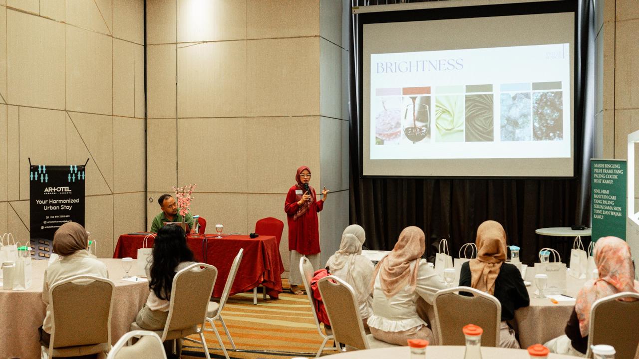 ARTOTEL Harmoni Jakarta dan Heykama Ajak Anak Muda Tampil Percaya Diri Lewat “Color Me Confident”