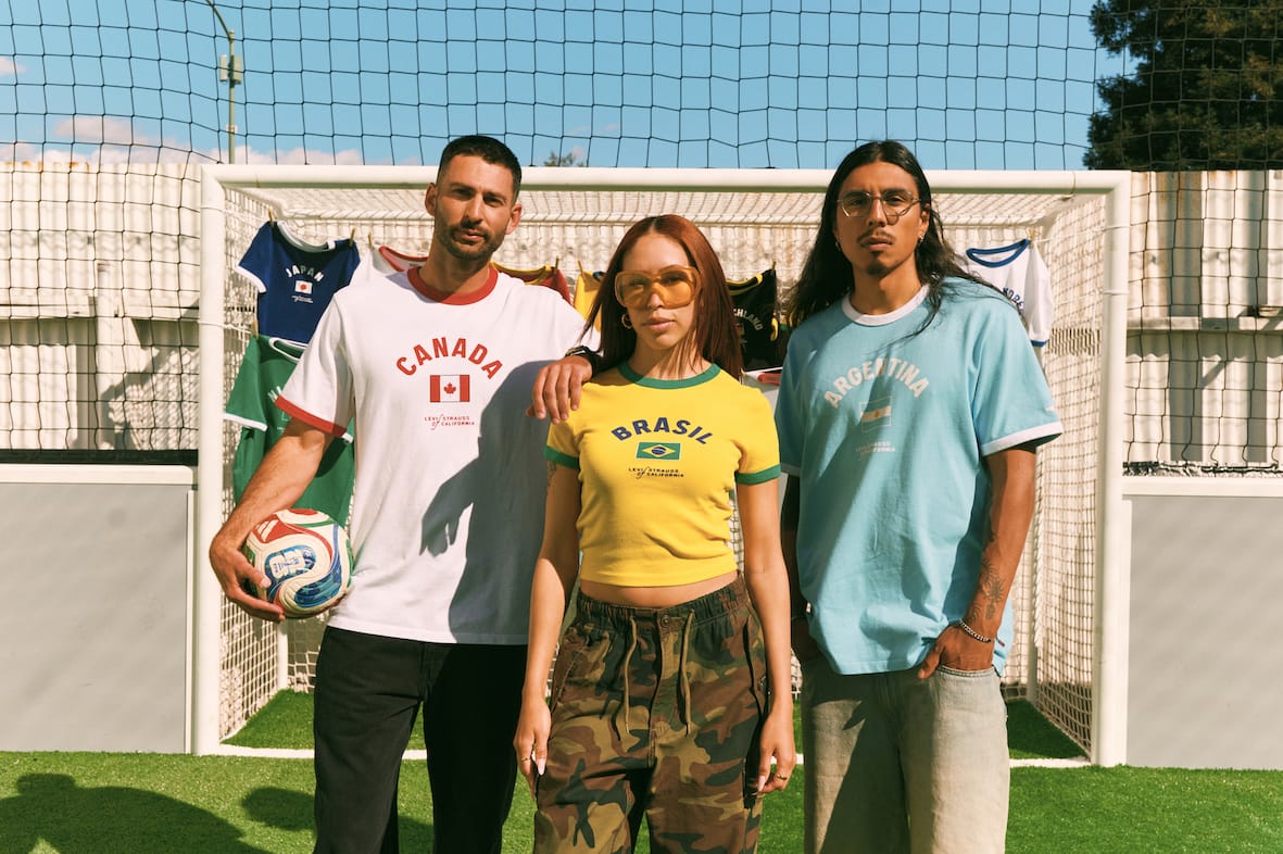 Levi’s® Hadirkan Koleksi Country Ringer Tees Terinspirasi Semangat Fan Culture Sepak Bola