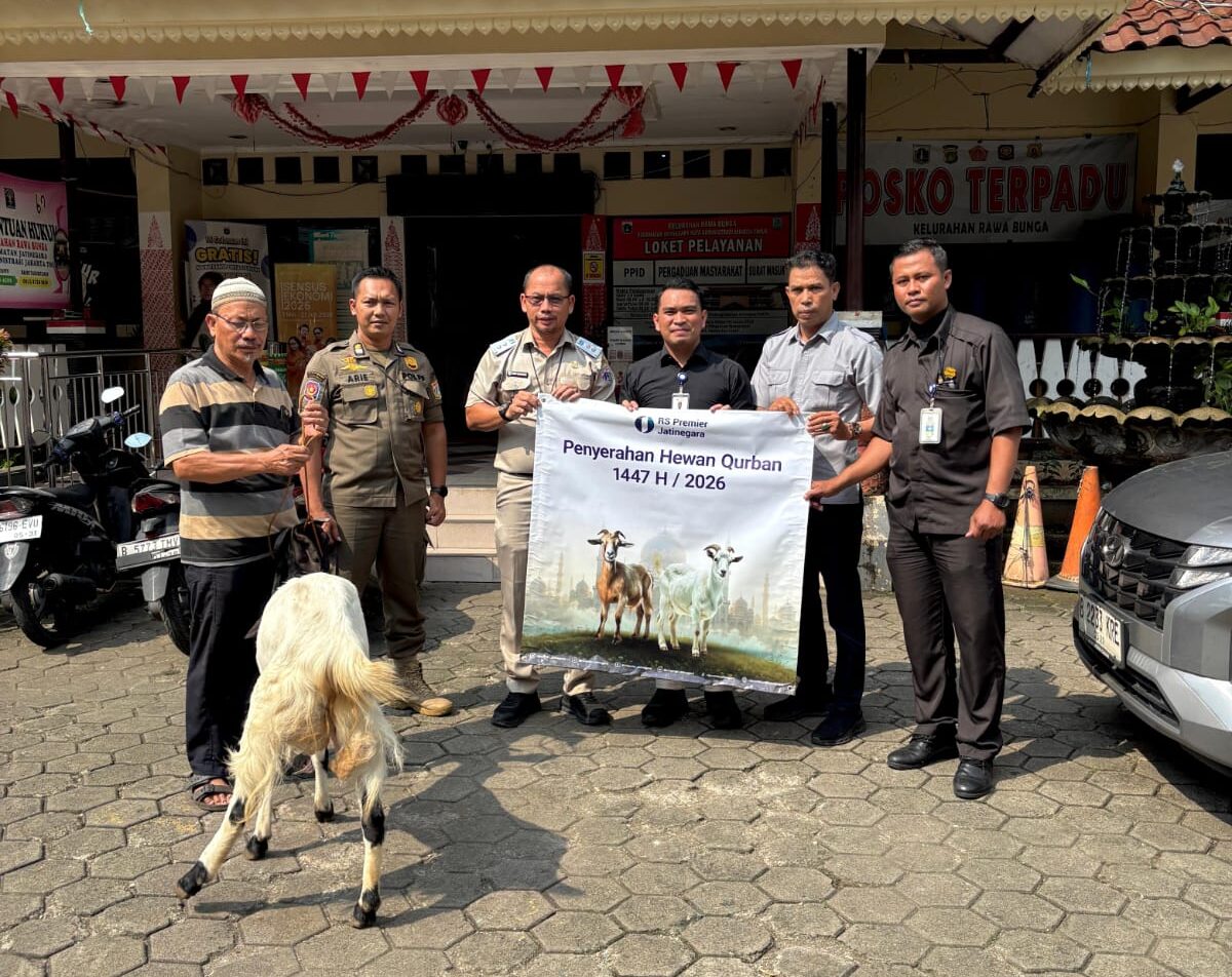 Sambut Iduladha 2026, RS Premier Jatinegara Tebar Kepedulian Lewat Penyaluran Hewan Kurban