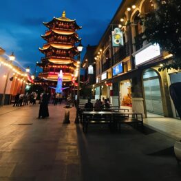 Wisata Kuliner ala Chinatown di Pantjoran PIK, Ramai Diburu Saat Malam Hari