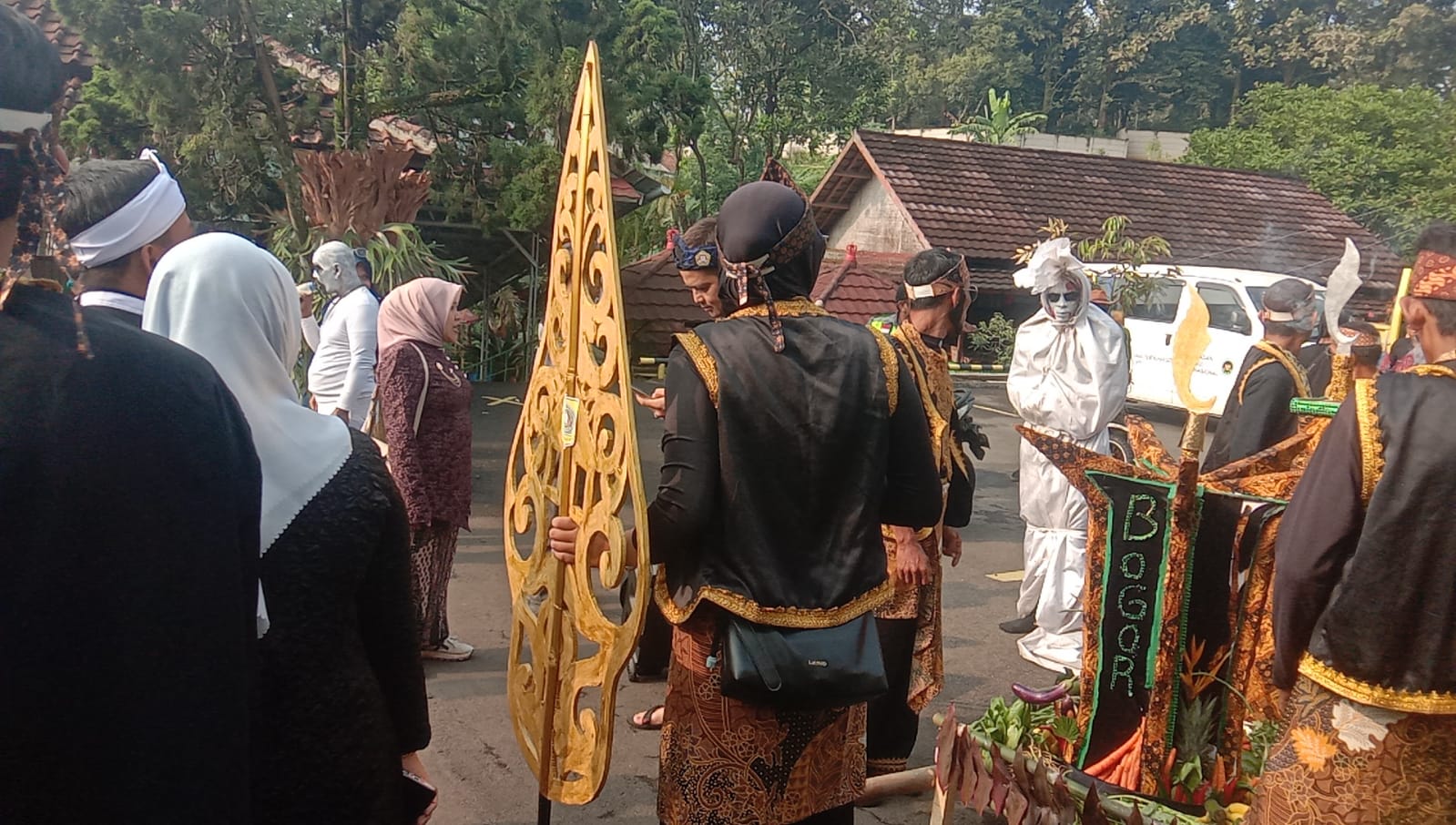 Pawai Dongdang Meriahkan Hari Jadi Bogor ke-544 di Kecamatan Cijeruk