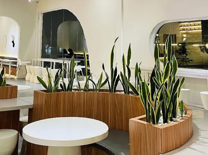 Cari Tempat Nongkrong Estetik di Cirebon? Stone Hand Coffee Jawabannya