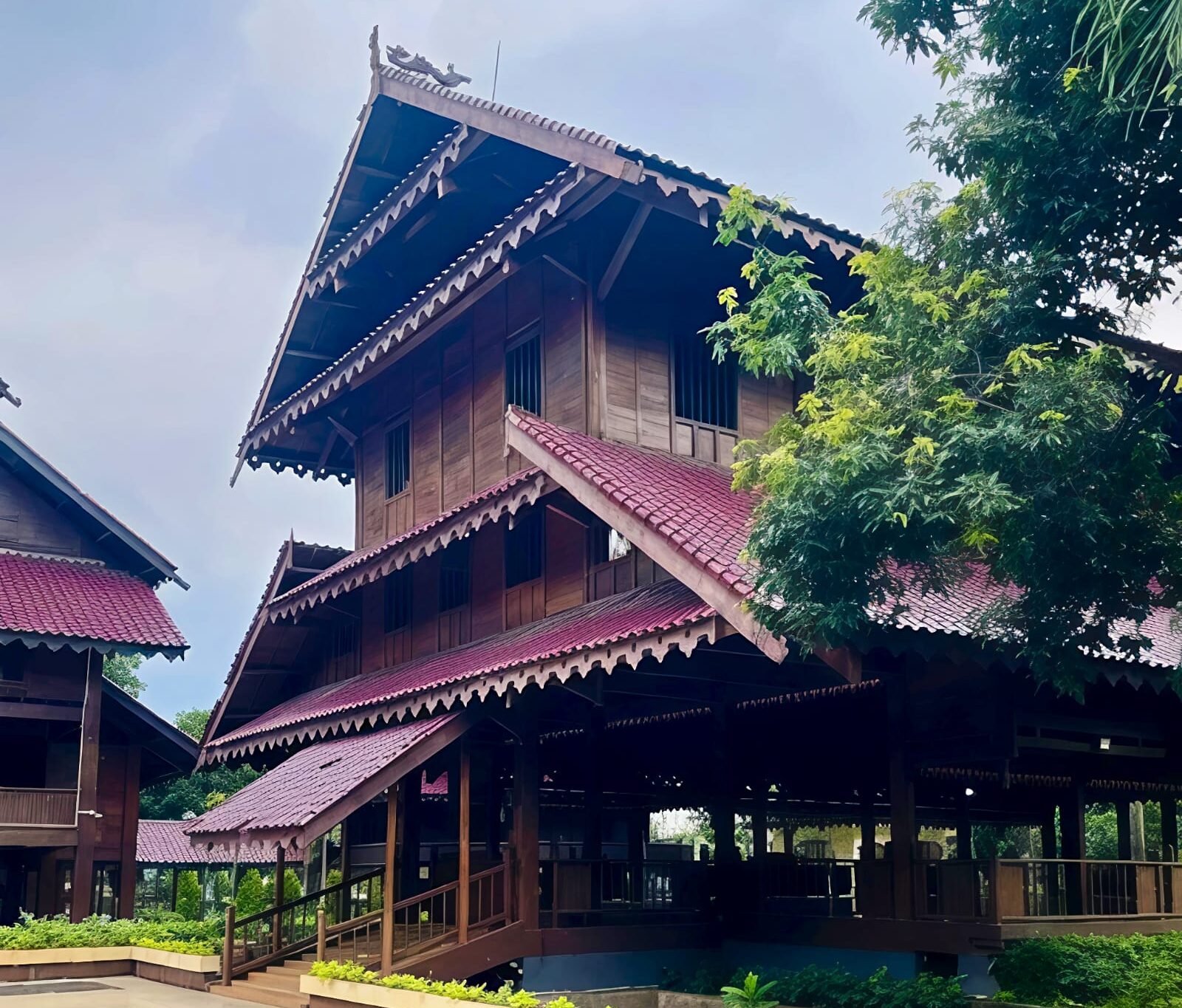 TMII Kembali Jadi Favorit Wisata Keluarga, Kini Lebih Modern dan Nyaman