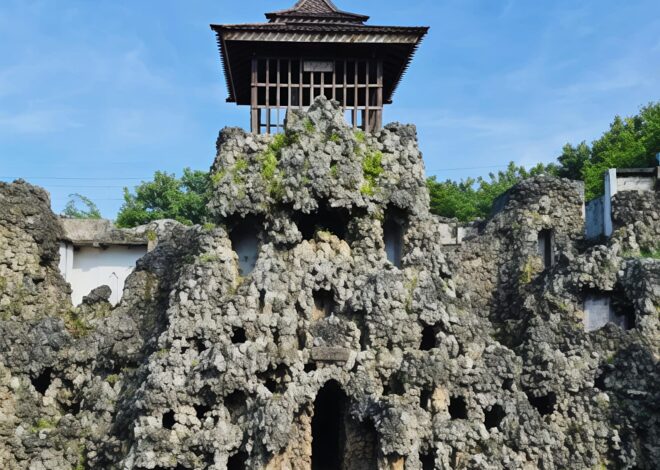 Goa Sunyaragi, Wisata Sejarah dan Spot Foto Instagramable yang Wajib Dikunjungi di Cirebon