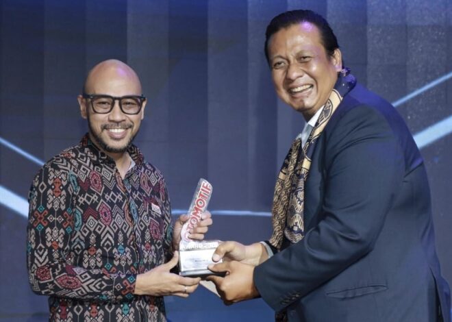 Honda Borong Tiga Penghargaan di Otomotif Award 2026, Brio hingga Civic Hybrid Jadi Jawara