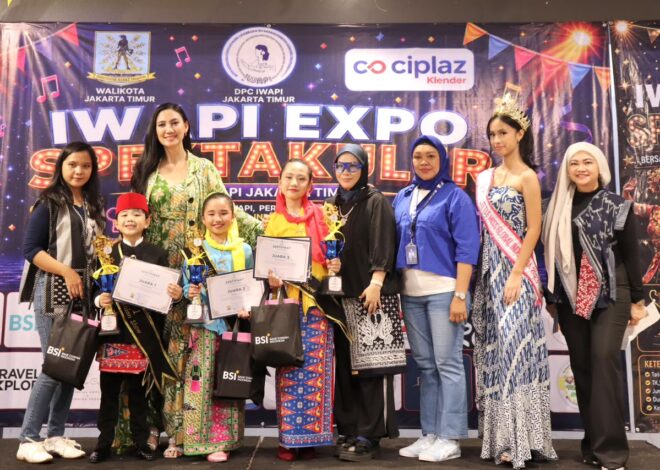 Fashion Show Betawi Pakem Jadi Magnet IWAPI Expo Spektakuler 2026 di Jakarta Timur