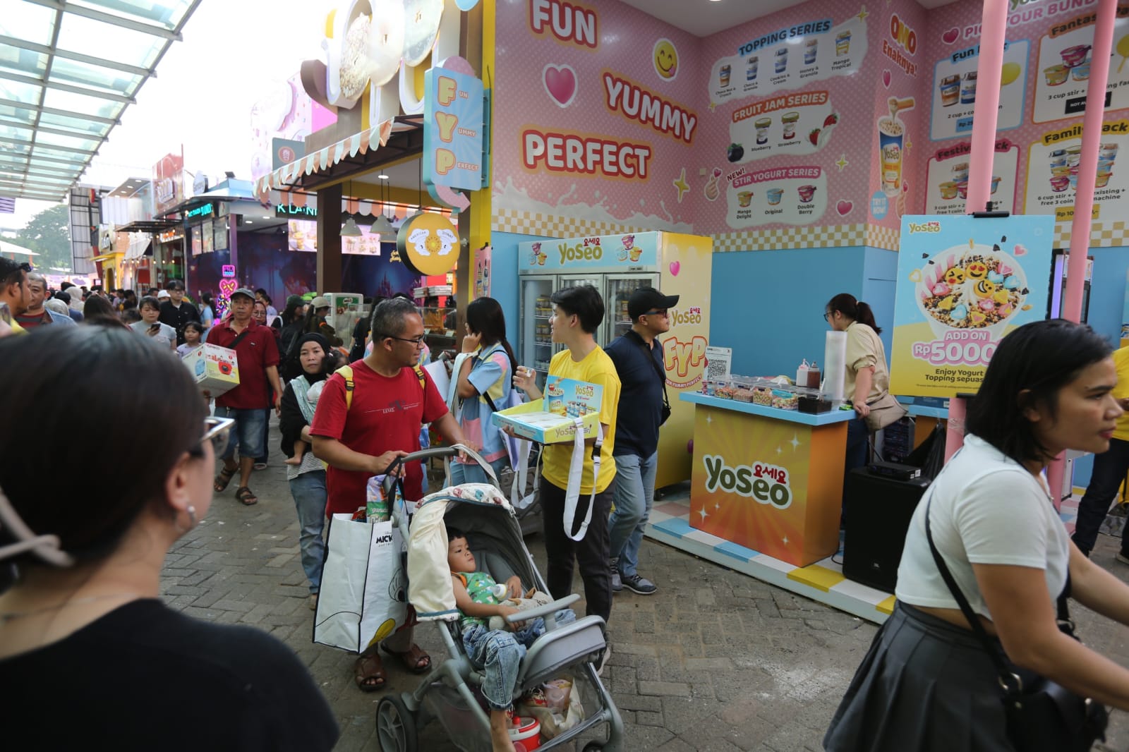 Bukan Cuma Tteokbokki! Jajanan Korea di Jakarta Fair Ini Hadiahnya Bikin Ngiler