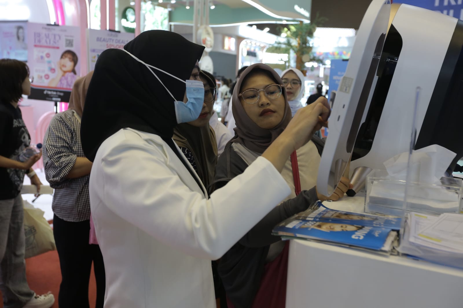 Jakarta Fair 2026 Bawa Berkah bagi Pelaku Jastip, Omzet Sekali Datang Bisa Jutaan Rupiah