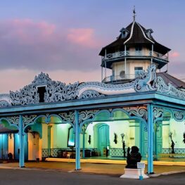 Keraton Surakarta Hadiningrat, Warisan Budaya Jawa yang Masih Aktif hingga Kini