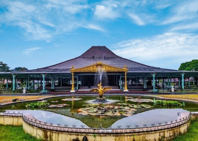 Pura Mangkunegaran, Destinasi Wisata Budaya di Solo dengan Arsitektur Jawa-Eropa yang Memukau