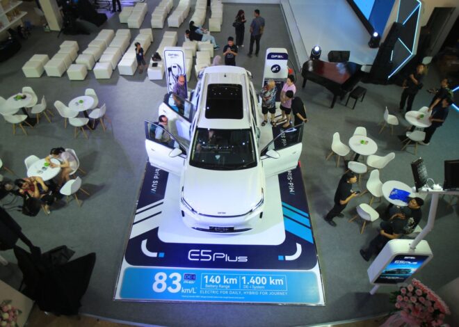 Milenial Dominasi Pemesanan DFSK E5 Plus, SUV Plug-in Hybrid Ini Langsung Diburu Konsumen Muda