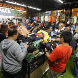 Perlengkapan Outdoor Diskon Besar di Jakarta Fair 2026, Ada Promo hingga 70 Persen