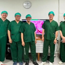 Siloam Hospitals Asri dan Asan Medical Center Berhasil Lakukan Transplantasi Ginjal Robotik Pertama di Indonesia