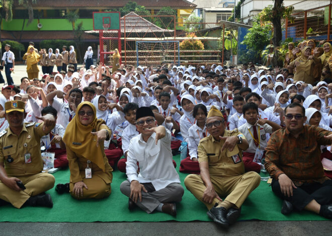 MPLS Ramah Dimulai, Kemendikdasmen Pastikan Hari Pertama Sekolah Bebas Perpeloncoan