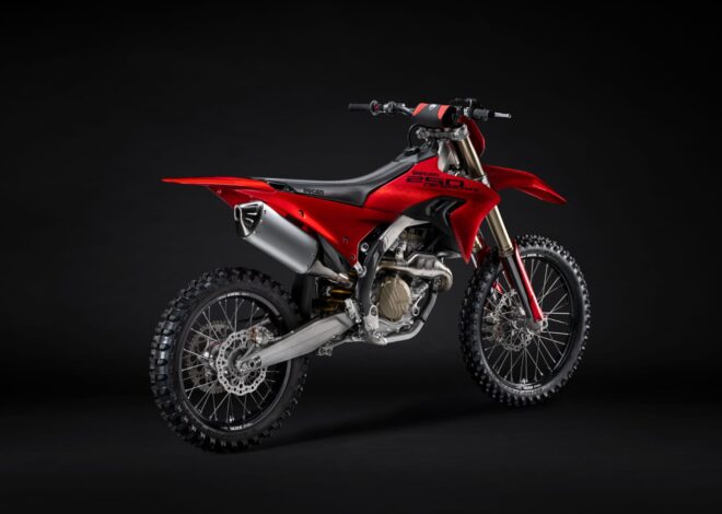 Ducati Perkenalkan Desmo250 MX, Motor Motocross Ringan dengan Teknologi MotoGP