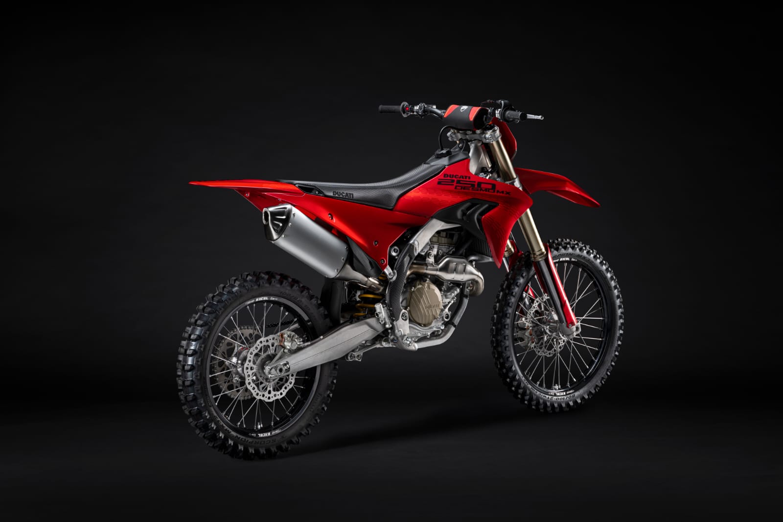 Ducati Perkenalkan Desmo250 MX, Motor Motocross Ringan dengan Teknologi MotoGP