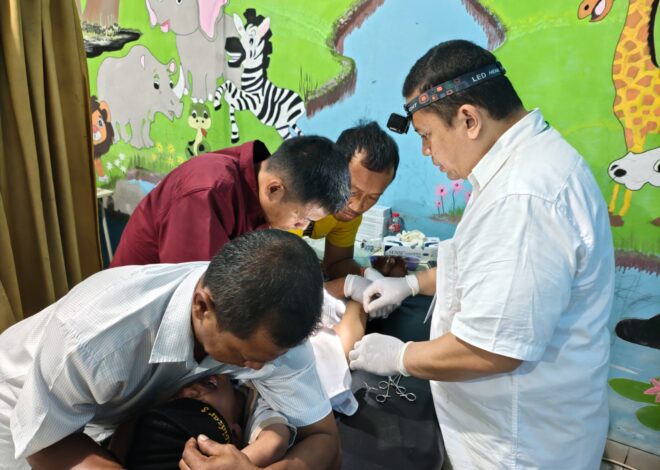 Wujud Pengabdian Masyarakat, Alumni FK YARSI 1999 Khitan Gratis 55 Anak Dhuafa di Bekasi
