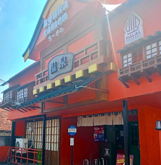 Makan di Kyuka Ramen Depok, Restoran Bertema Studio Ghibli yang Bikin Serasa Masuk Dunia Totoro