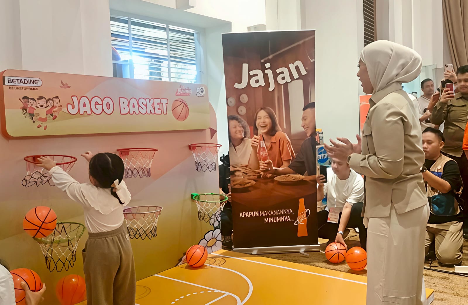 Menteri Komunikasi dan Digital: Orang Tua Jadi Kunci Perlindungan Anak di Era Digital