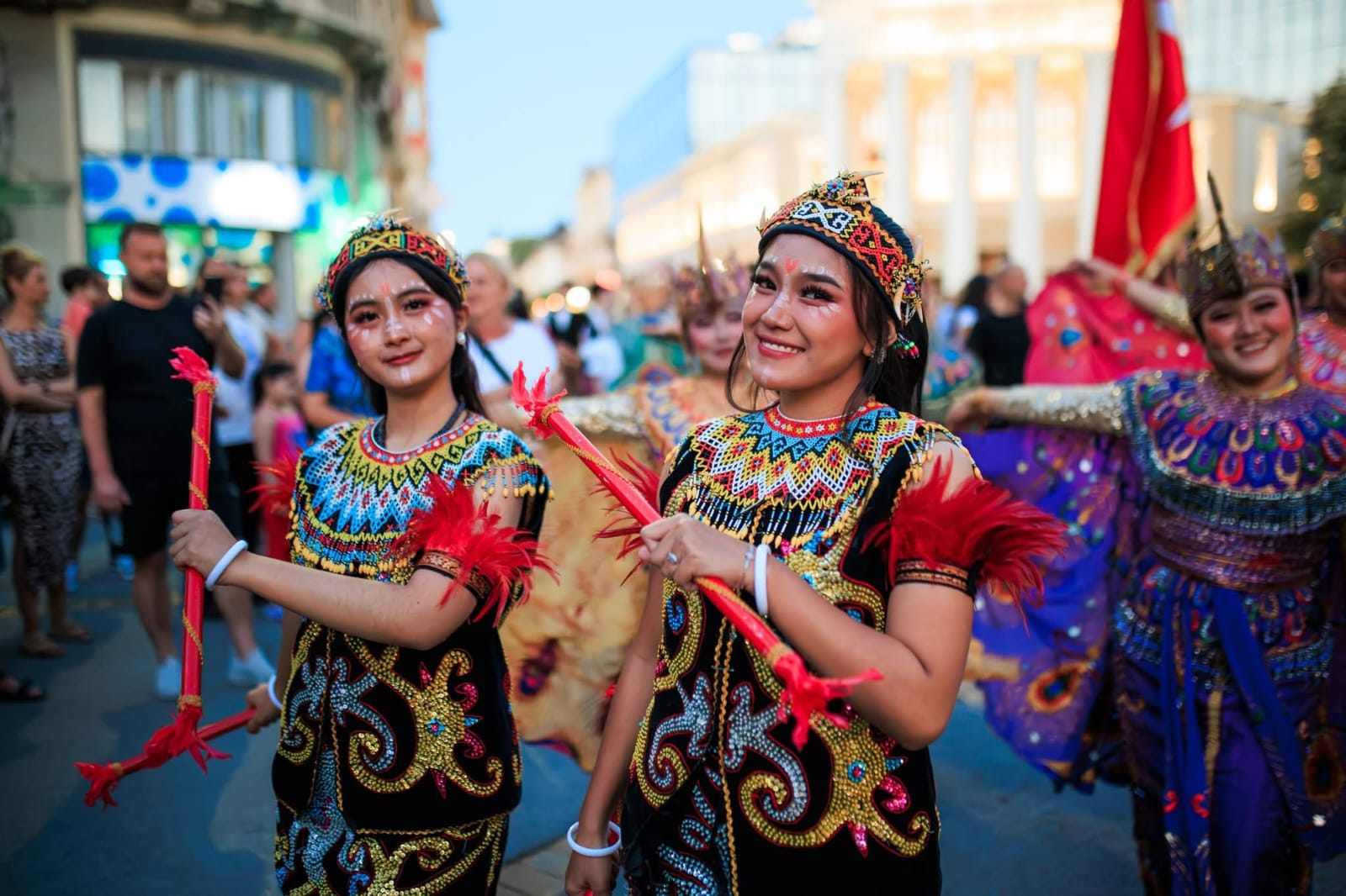 Bawa Budaya Nusantara ke Eropa, Putra-Putri Kabupaten Bogor Tampil di Summerfest Hungaria dan Festival Serbia