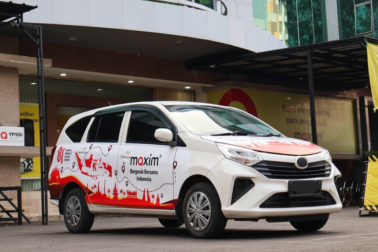 Semarak HUT ke-81 RI, Maxim Siapkan 81 Mobil Berdekorasi Merah Putih dan Gratis Perjalanan