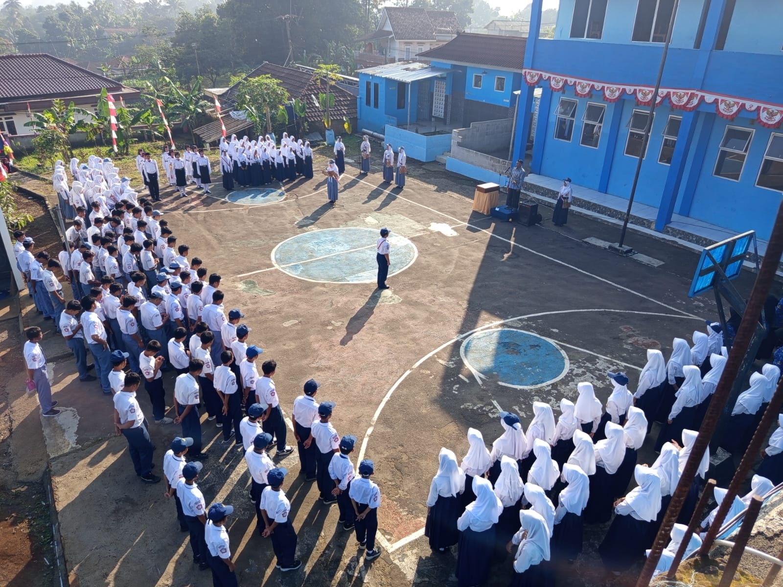 Triwijaya Tanamkan Semangat Kebangsaan Lewat Napak Tilas dan Upacara HUT ke-81 RI