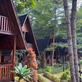 Camp de Katarina Megamendung, Pilihan Glamping untuk Rayakan Anniversary di Tengah Alam