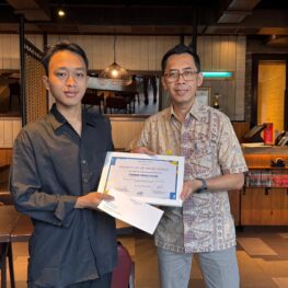 Lulusan Aero Astra Akademia Selamatkan Anak di Kolam Renang Mercure Karawang