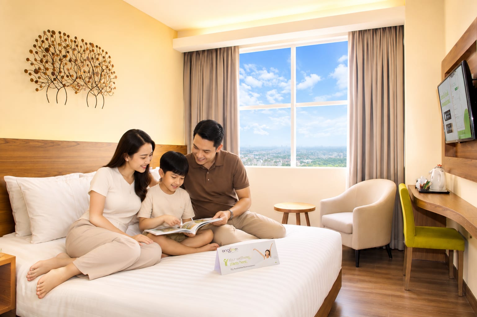Staycation Jakarta Selatan, Grand Whiz Poins Tawarkan Stay & Watch dan Family Escape