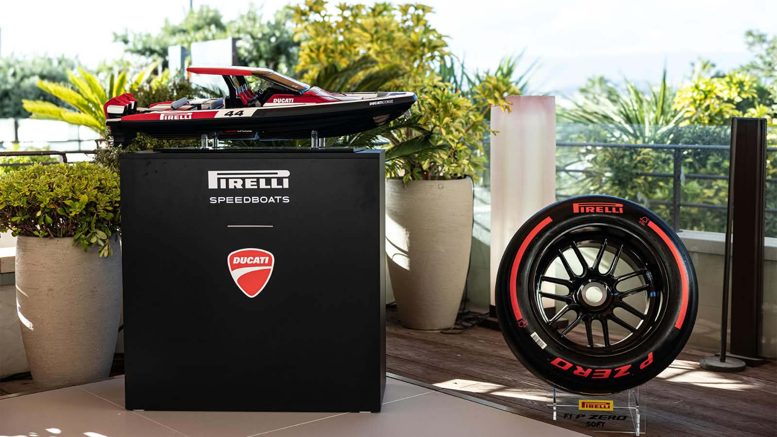 Ducati Hadir di Dunia Nautika, PIRELLI 44 | Ducati Edition Diproduksi Hanya 26 Unit