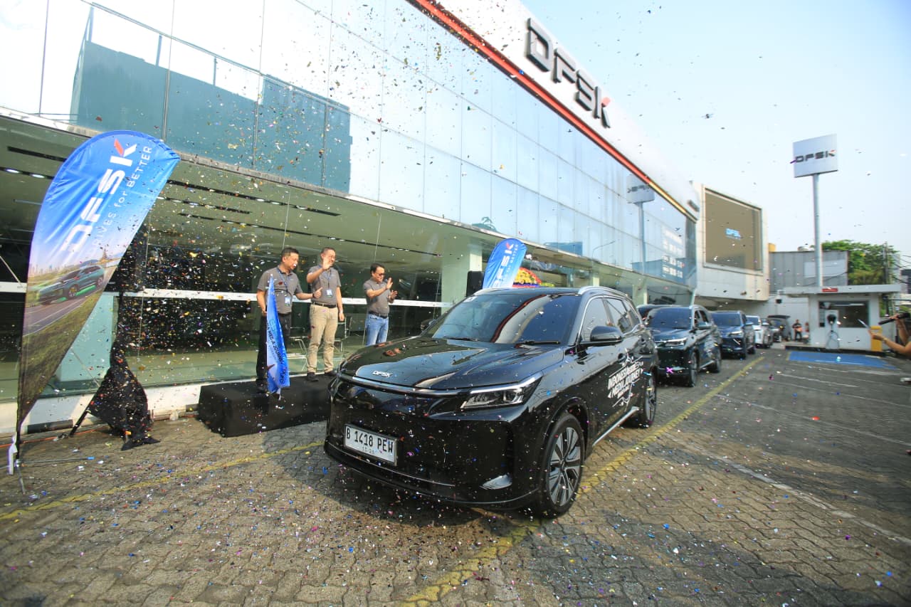 DFSK E5 Plus Melaju Jakarta-Bali, Uji Teknologi PHEV di Berbagai Kondisi Jalan