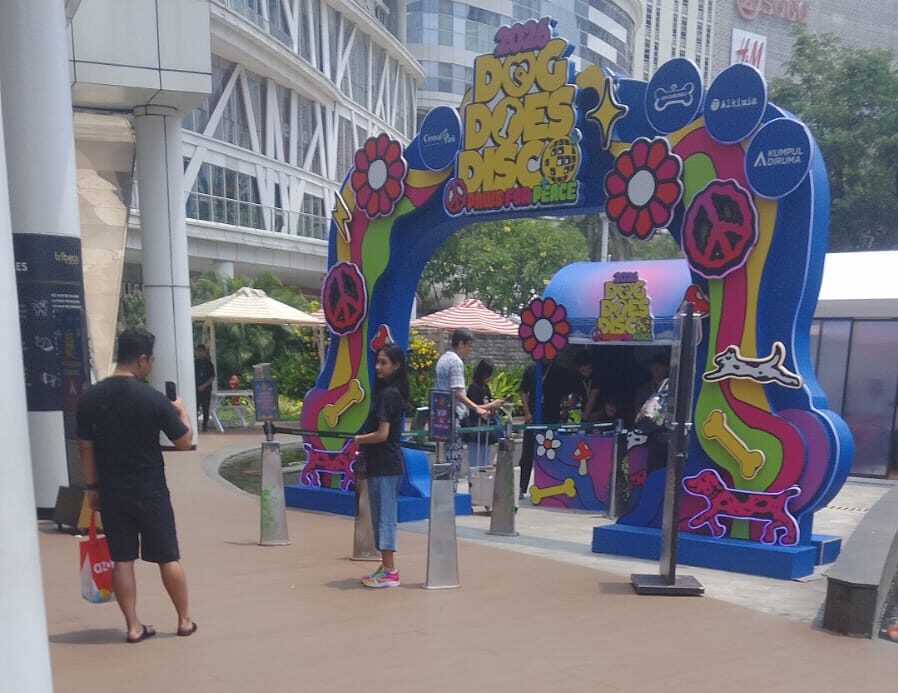 Dog Does Disco 2026 x Hush Puppies Hadirkan “Paws for Peace” di Central Park