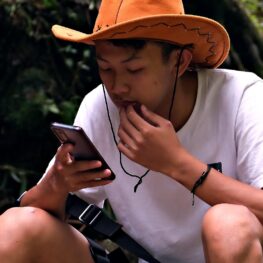 Kemenkes Ingatkan Burnout pada Caregiver Demensia, Generasi Y dan Z Perlu Waspada